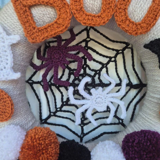 Spooky Boo Wreath Crochet Pattern