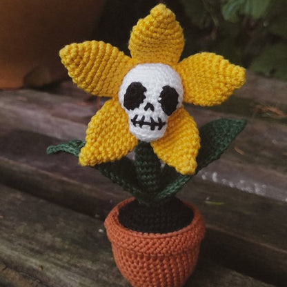Combo 6-in-1 Spooky Plant Amigurumi  Crochet Pattern