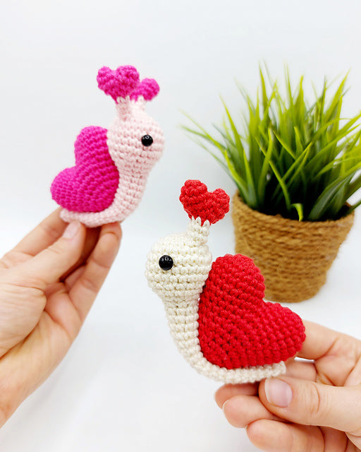 Valentine Snail Crochet Pattern