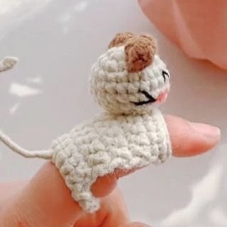 Cat Hand bandage Crochet Pattern (2 versions)